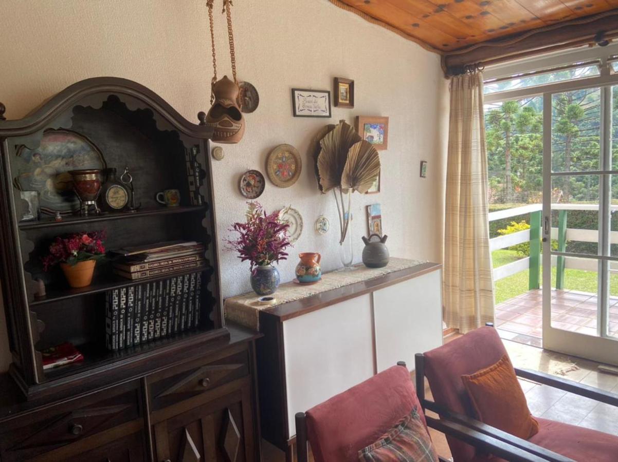 Chale Do Tio Tom - Residencia Em Condominio Кампус-ду-Жордау Экстерьер фото