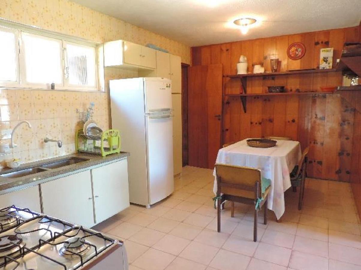 Chale Do Tio Tom - Residencia Em Condominio Кампус-ду-Жордау Экстерьер фото